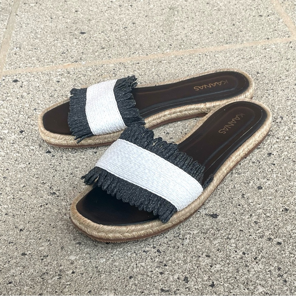 Kaanas Boho Raffia Fringe Upper Jaya Espadrille Sandals Two-tone Sz 8